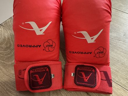 Karate handschoenen WKF approved Arawaza Rood