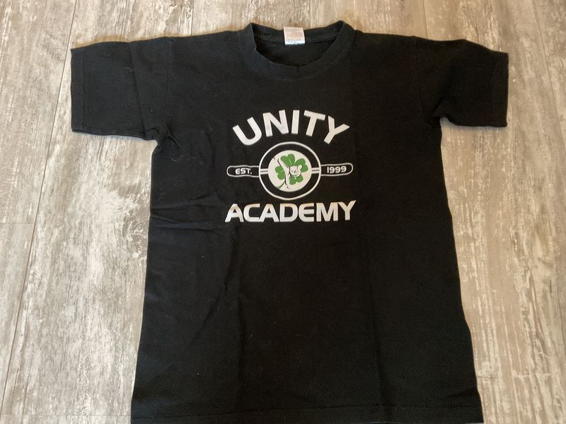 Unity99 T-shirt maat 164