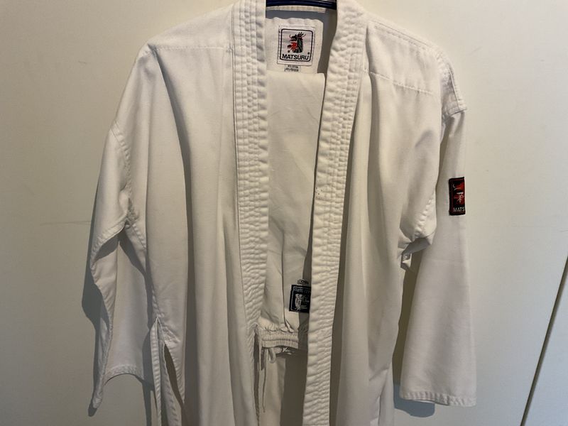 Matsuru karate Gi maat 160